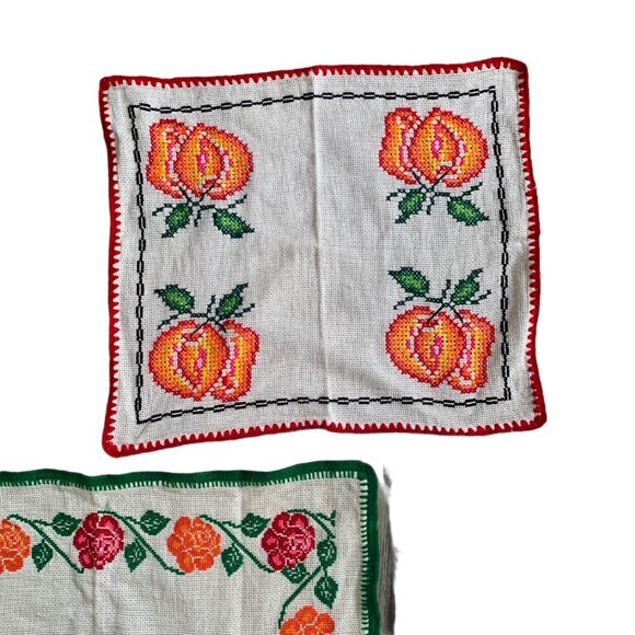 Vintage Vibrant Floral Cross Stitch Linen Trio Decor - Picture 4 of 9